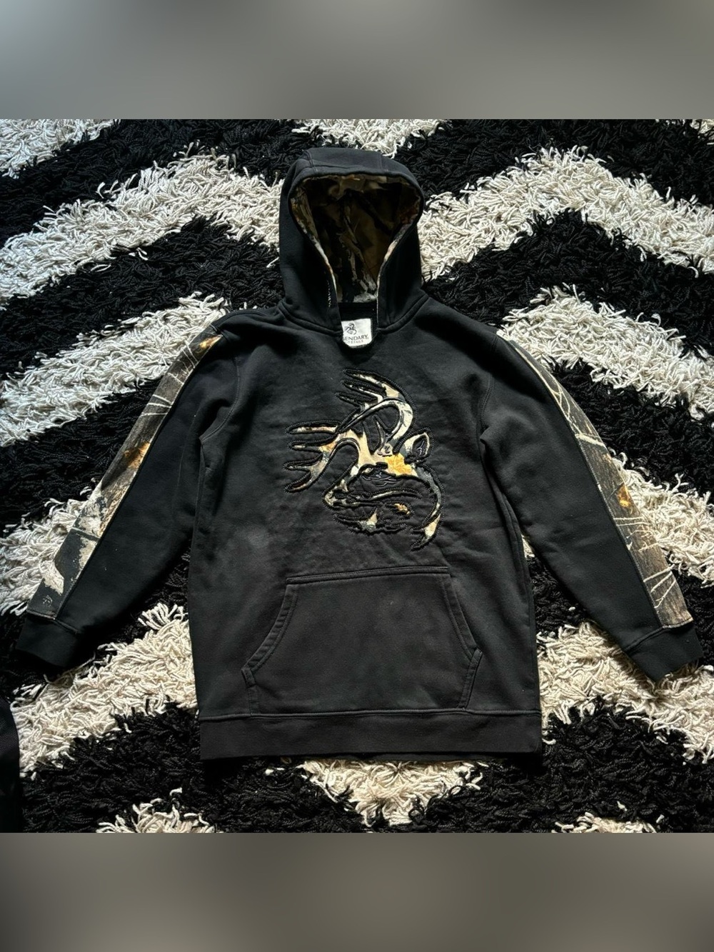Legendary Whitetails Camo Deer Head Outline Graphic Colorblock Black Hoodie